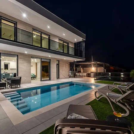 וילה Solina Zadarvillas *